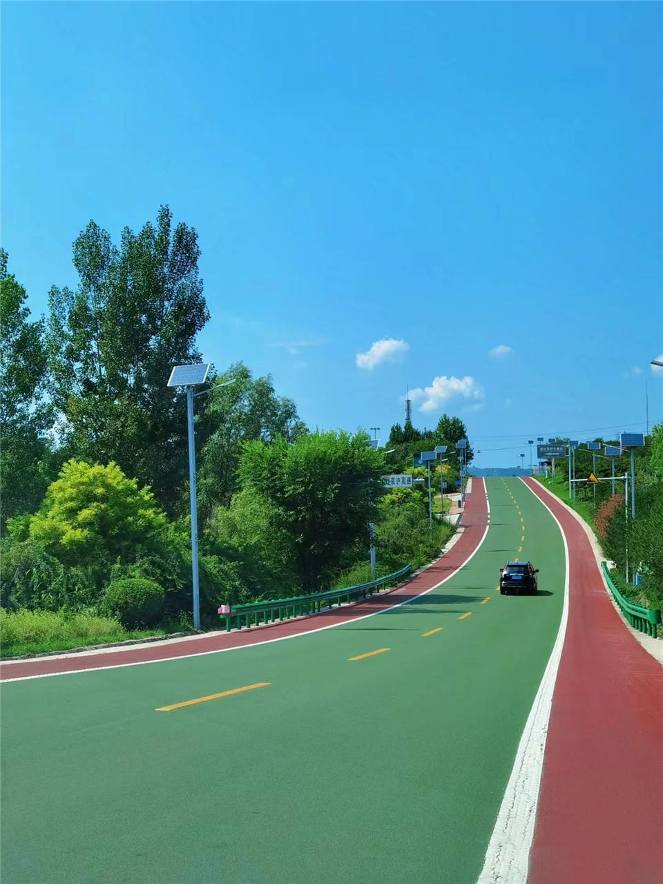 1.环湖公路.jpg